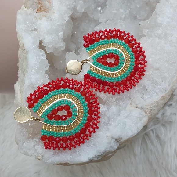 Jewelry - Red & Green Glass Beads  Dangle Earrings Bohemian Elegant Style
